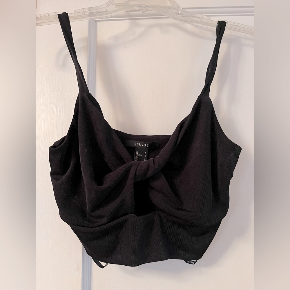 Forever 21 Women’s Tie in front Crop Tank Top Size S Black